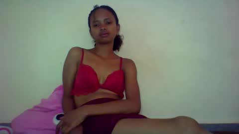 Snapshot of kamillah69 chatting on 02-08-26, 04:38 kamillah69 online show from 02-08-26, 04:38