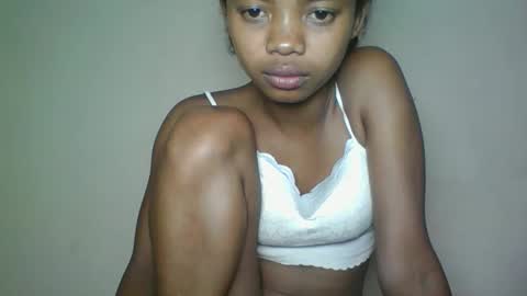 Snapshot of kamillah69 chatting on 02-21-26, 01:06 kamillah69 online show from 02-21-26, 01:06