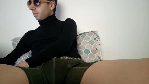 Snapshot of kamilo18655187 chatting on 01-01-25, 09:07 kamilo24 online show from 01-01-25, 09:07