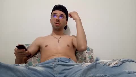 Snapshot of kamilo18655187 chatting on 01-03-25, 02:54 kamilo24 online show from 01-03-25, 02:54