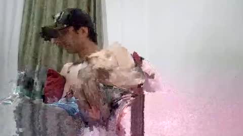 Snapshot of kamilo18655187 chatting on 02-19-25, 04:44 kamilo24 online show from 02-19-25, 04:44