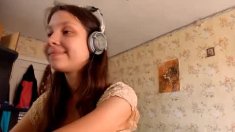 Mari  Simmons online show from 09-21-25, 07:10