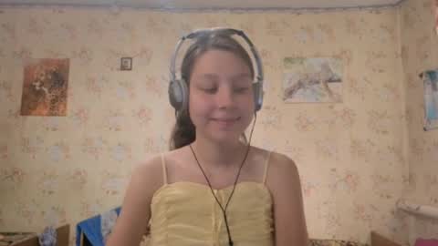 Mari  Simmons online show from 10-02-25, 07:15