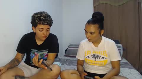 Snapshot of kammy_cami chatting on 05-14-26, 12:06 kammy y camila online show from 05-14-26, 12:06