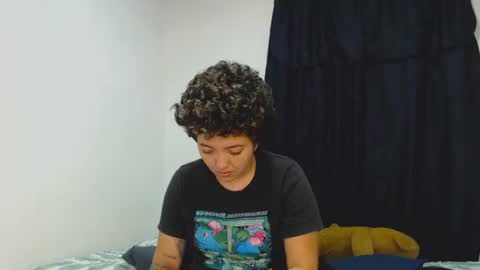 Snapshot of kammy_cami chatting on 07-24-26, 11:30 kammy y camila online show from 07-24-26, 11:30