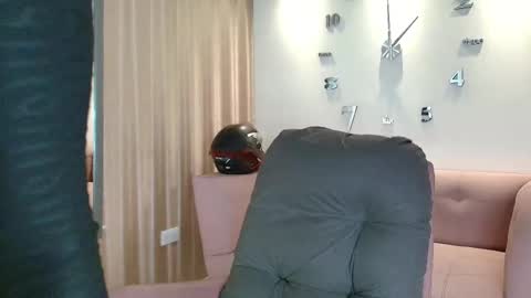 Snapshot of kamy_glam chatting on 02-08-26, 08:12 KAMY online show from 02-08-26, 08:12