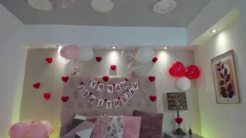 Snapshot of kamy_glam chatting on 02-12-26, 08:15 KAMY online show from 02-12-26, 08:15