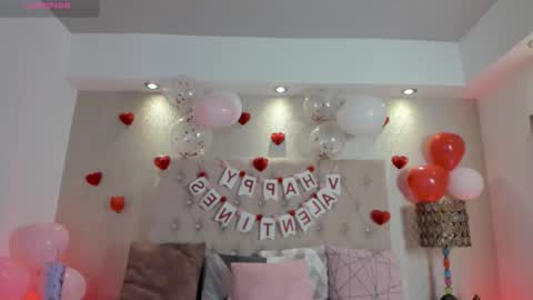 Snapshot of kamy_glam chatting on 02-14-26, 08:05 KAMY online show from 02-14-26, 08:05