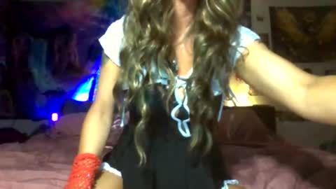 Snapshot of kandi4love chatting on 10-19-25, 02:34 kandi4love online show from 10-19-25, 02:34