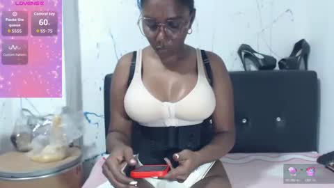 Snapshot of kandysexy chatting on 04-08-26, 05:46 Paola online show from 04-08-26, 05:46