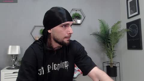 Snapshot of kanehunter chatting on 04-18-26, 07:58 Kane online show from 04-18-26, 07:58
