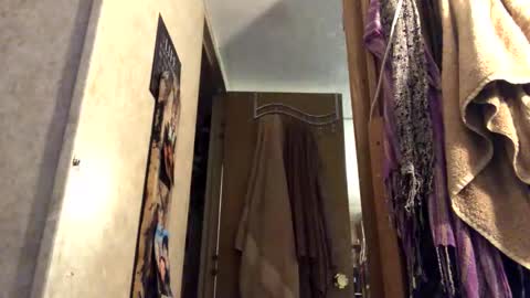 Tucker online show from 10-29-25, 02:03