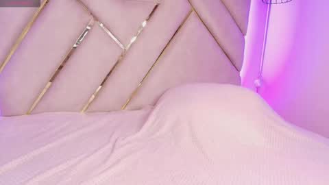 Cami online show from 09-13-25, 12:05