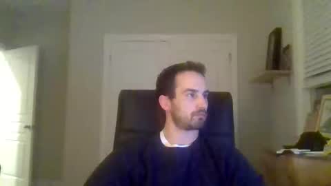 kansashick2020 online show from 12-17-24, 05:18