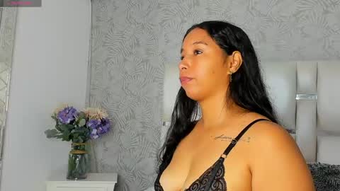 Snapshot of kanyastorm chatting on 05-26-26, 01:29 kanyastorm online show from 05-26-26, 01:29