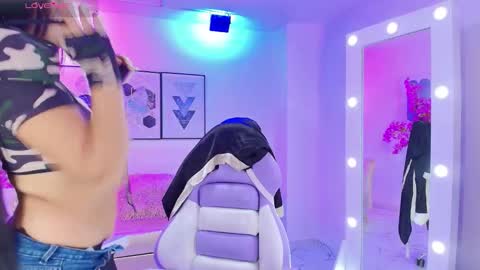 Kaori online show from 10-10-25, 12:48