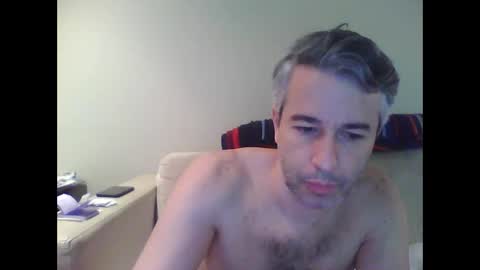 Snapshot of kap400 chatting on 10-26-25, 04:57 kap400 online show from 10-26-25, 04:57