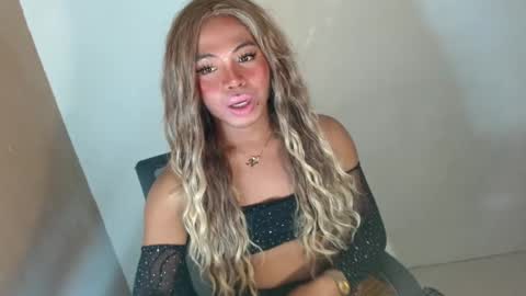 Snapshot of kapitanaxxx chatting on 06-17-26, 04:08 kapitanaxxx online show from 06-17-26, 04:08