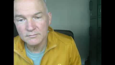 Snapshot of kapitein_rob chatting on 03-05-25, 01:06 Robbie online show from 03-05-25, 01:06