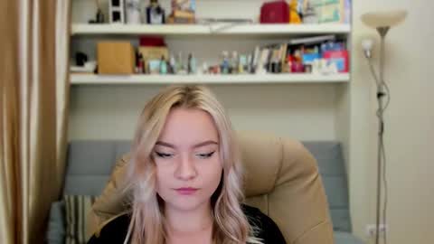 Kara. Off from 15th till 24th of December online show from 09-11-25, 10:21