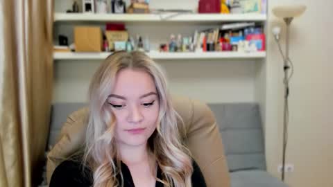 Kara. Off from 15th till 24th of December online show from 10-25-25, 10:37