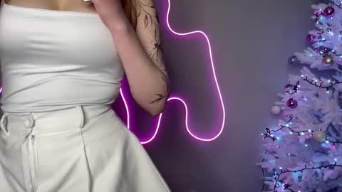 Karalina online show from 12-20-25, 07:21