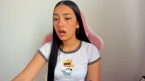 karely_sweet_ online show from 06-08-26, 01:55
