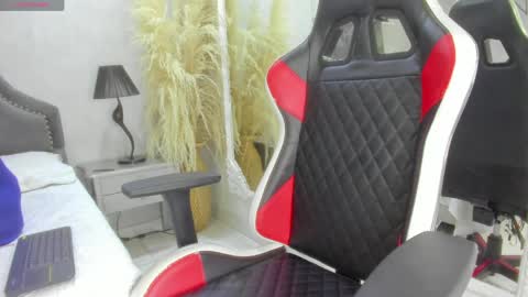 Karely online show from 03-30-26, 01:12