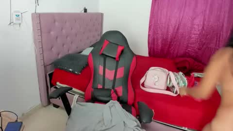 karen_josy online show from 01-18-26, 07:50