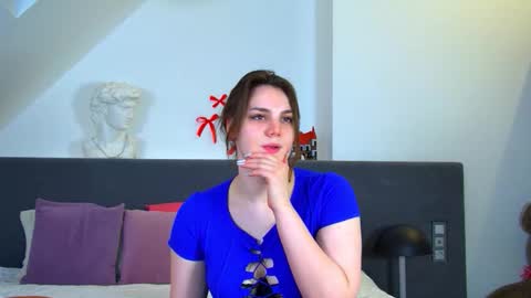 Karen online show from 01-18-26, 06:17