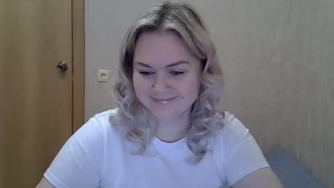 karennelsonx online show from 02-10-26, 10:41