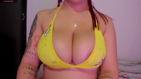 Snapshot of kari_ruiz chatting on 11-27-25, 09:28 Karina online show from 11-27-25, 09:28