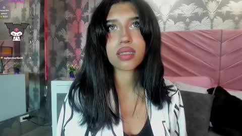 Snapshot of karin_ks chatting on 02-24-26, 03:04 Karina online show from 02-24-26, 03:04