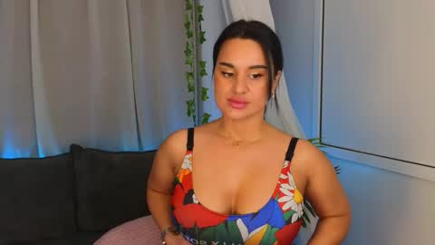 Snapshot of karina_blackberry chatting on 12-15-25, 01:32 your naughty Karina online show from 12-15-25, 01:32