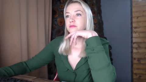 karina online show from 02-17-26, 03:58