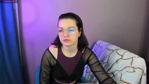 karina online show from 12-15-25, 03:44