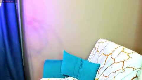 karina online show from 12-22-25, 02:19