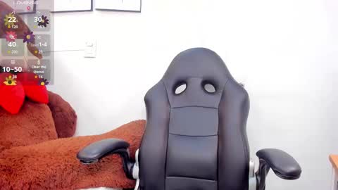 Karina online show from 10-22-25, 12:38