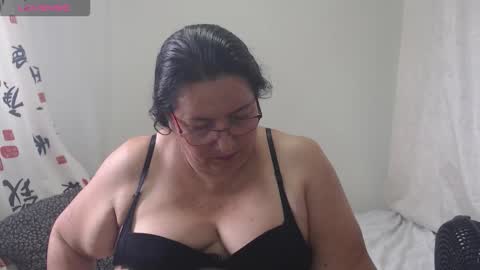 Snapshot of karina_turbay chatting on 10-05-25, 08:29 Karina online show from 10-05-25, 08:29