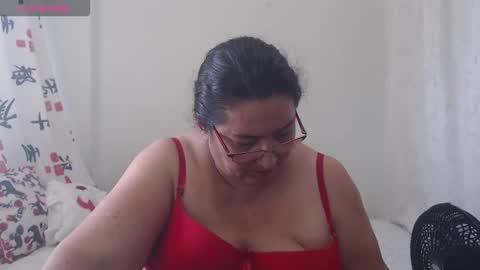 Snapshot of karina_turbay chatting on 10-21-25, 03:02 Karina online show from 10-21-25, 03:02