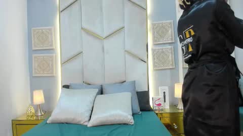 karinaacox online show from 03-27-26, 12:27