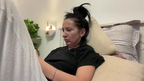 Snapshot of karinablair chatting on 12-23-24, 07:52 Karina online show from 12-23-24, 07:52