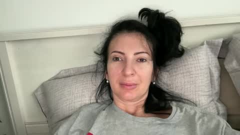 Snapshot of karinablair chatting on 02-01-25, 12:16 Karina online show from 02-01-25, 12:16