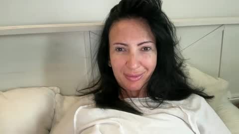 Snapshot of karinablair chatting on 10-03-25, 08:00 Karina online show from 10-03-25, 08:00