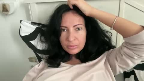 Karina online show from 01-13-26, 10:53