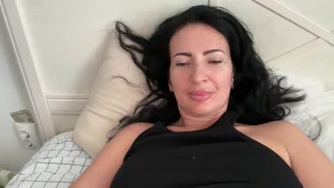 Karina online show from 03-12-26, 01:17