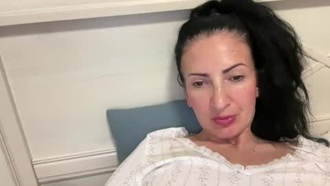 Karina online show from 06-11-26, 10:08