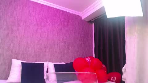 Snapshot of karinaflowers_ chatting on 02-20-26, 12:05 Im Karina online show from 02-20-26, 12:05