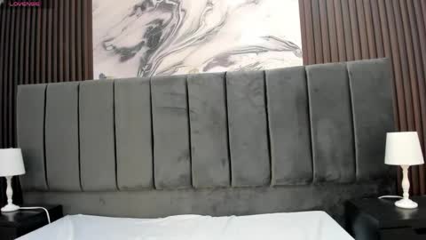 KarinaSimonz online show from 04-18-26, 07:51