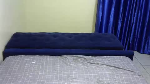 Snapshot of karinda_d chatting on 03-09-26, 01:20 karinda_d online show from 03-09-26, 01:20